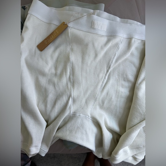 Medium skims set, cream and olive green - Picture 6 of 7